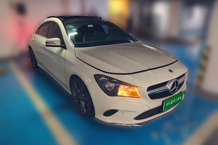 Used Mercedes-Benz CLA 2017 CLA 200 Sport Edition Front Right 45 Deg