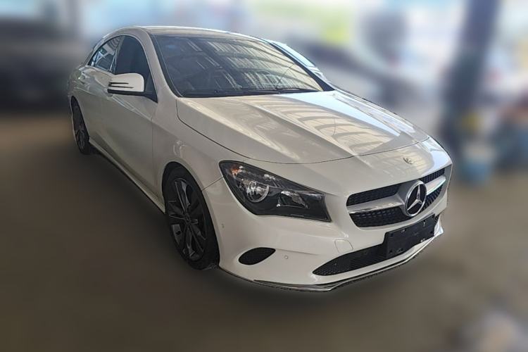 Used Mercedes-Benz CLA 2017 CLA 200 Sport Edition Front Right 45 Deg
