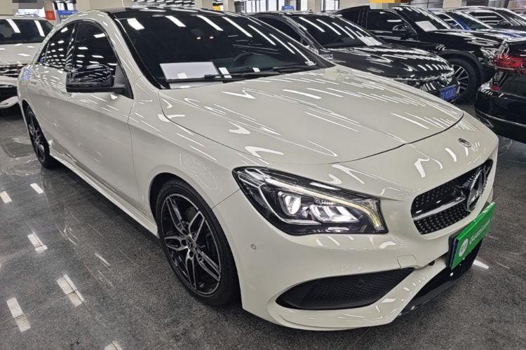 Used Mercedes-Benz CLA 2017 CLA 220 4MATIC Front Right 45 Deg