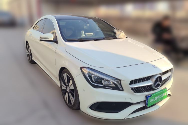 Used Mercedes-Benz CLA 2017 Facelifted CLA 200 Stylish Edition Front Right 45 Deg