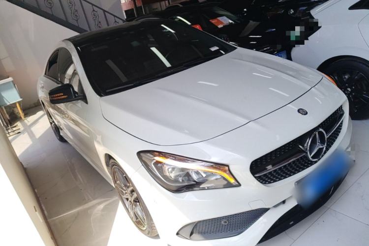 Used Mercedes-Benz CLA 2017 CLA 220 4MATIC Front Right 45 Deg