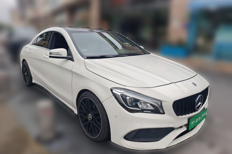Used Mercedes-Benz CLA 2017 Facelifted CLA 200 Stylish Edition Front Right 45 Deg