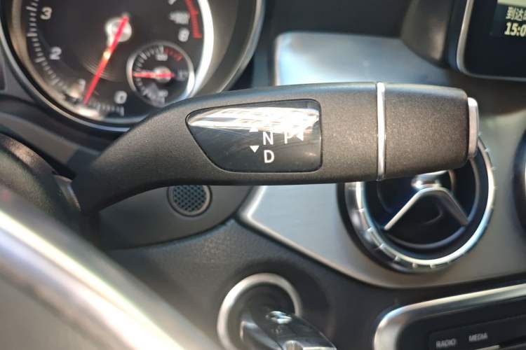 Used Mercedes-Benz CLA 2017 CLA 220 4MATIC Gear Lever