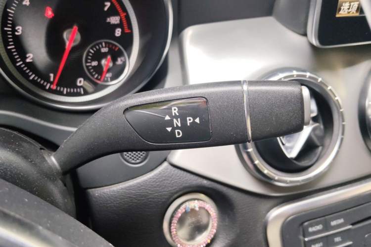 Used Mercedes-Benz CLA 2017 CLA 220 4MATIC Gear Lever