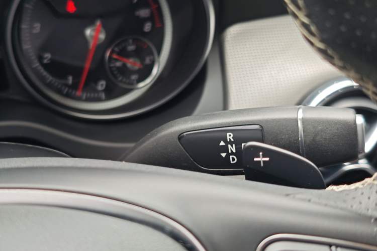 Used Mercedes-Benz CLA 2017 Facelifted CLA 200 Stylish Edition Gear Lever