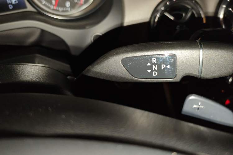 Used Mercedes-Benz CLA 2017 Facelifted CLA 200 Stylish Edition Gear Lever