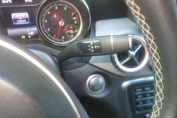 Used Mercedes-Benz CLA 2017 Facelifted CLA 200 Stylish Edition Gear Lever
