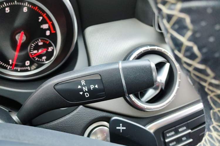 Used Mercedes-Benz CLA 2017 Facelifted CLA 200 Stylish Edition Gear Lever