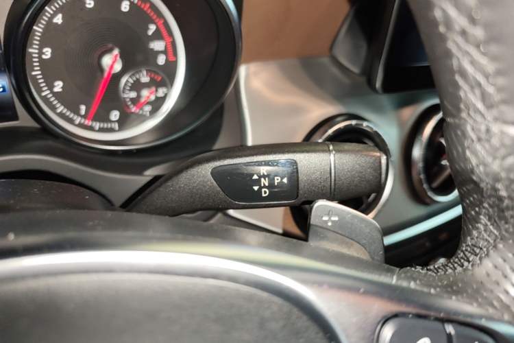 Used Mercedes-Benz CLA 2017 CLA 260 4MATIC Gear Lever