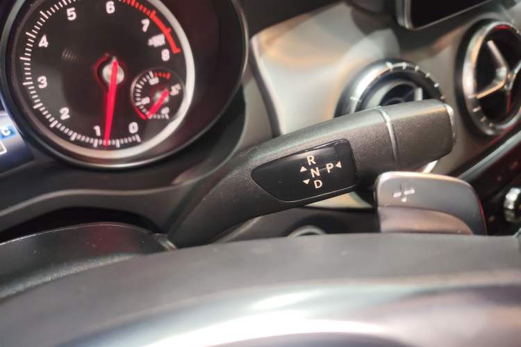 Used Mercedes-Benz CLA 2017 CLA 220 4MATIC Gear Lever