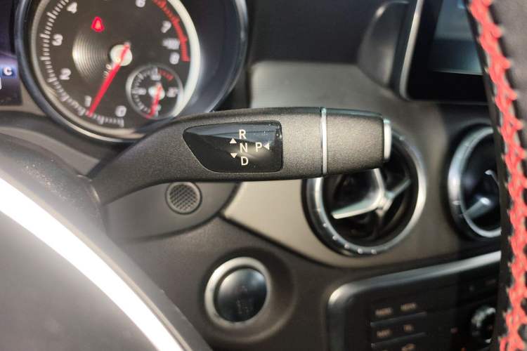 Used Mercedes-Benz CLA 2017 Facelifted CLA 200 Stylish Edition Gear Lever