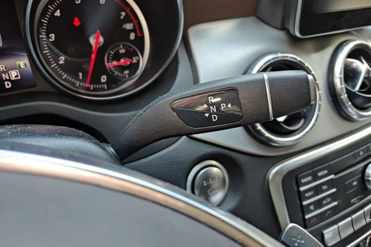 Used Mercedes-Benz CLA 2017 CLA 260 4MATIC Gear Lever