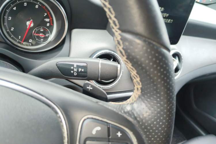 Used Mercedes-Benz CLA 2017 Facelifted CLA 200 Stylish Edition Gear Lever