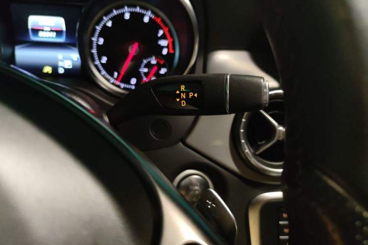 Used Mercedes-Benz CLA 2017 CLA 220 4MATIC Gear Lever