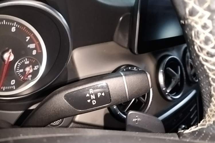 Used Mercedes-Benz CLA 2017 Facelifted CLA 200 Stylish Edition Gear Lever