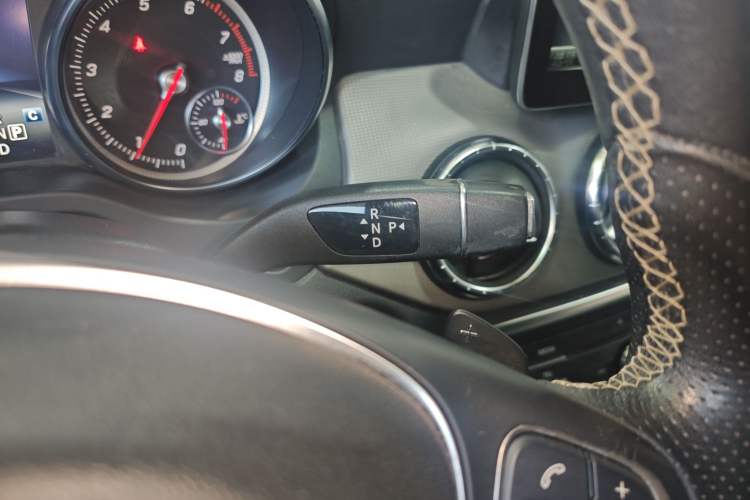 Used Mercedes-Benz CLA 2017 Facelifted CLA 200 Stylish Edition Gear Lever