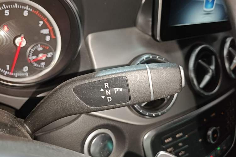 Used Mercedes-Benz CLA 2017 Refreshed CLA 220 4MATIC Gear Lever