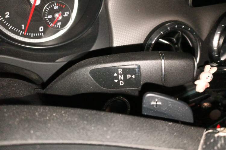 Used Mercedes-Benz CLA 2017 CLA 200 Style Edition Gear Lever