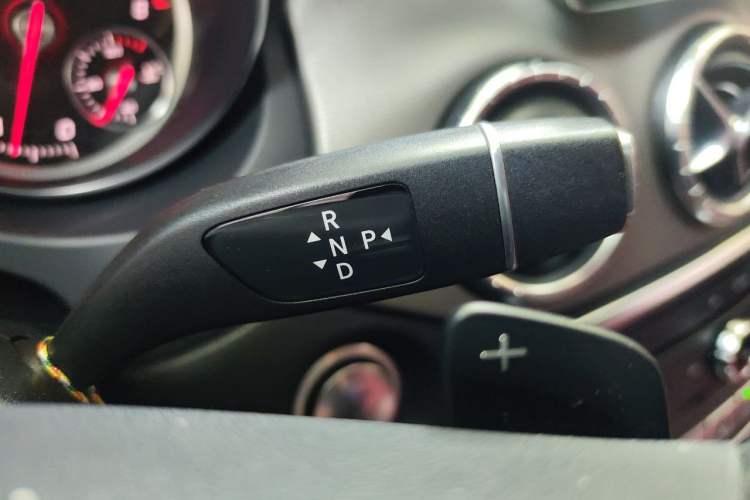 Used Mercedes-Benz CLA 2017 Facelifted CLA 200 Stylish Edition Gear Lever
