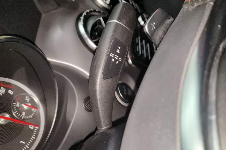 Used Mercedes-Benz CLA 2017 Refreshed CLA 220 4MATIC Gear Lever