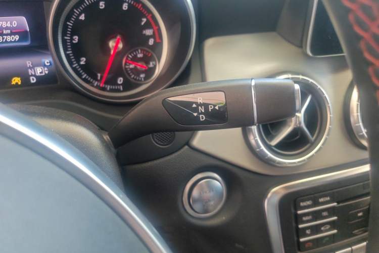 Used Mercedes-Benz CLA 2017 CLA 220 4MATIC Gear Lever