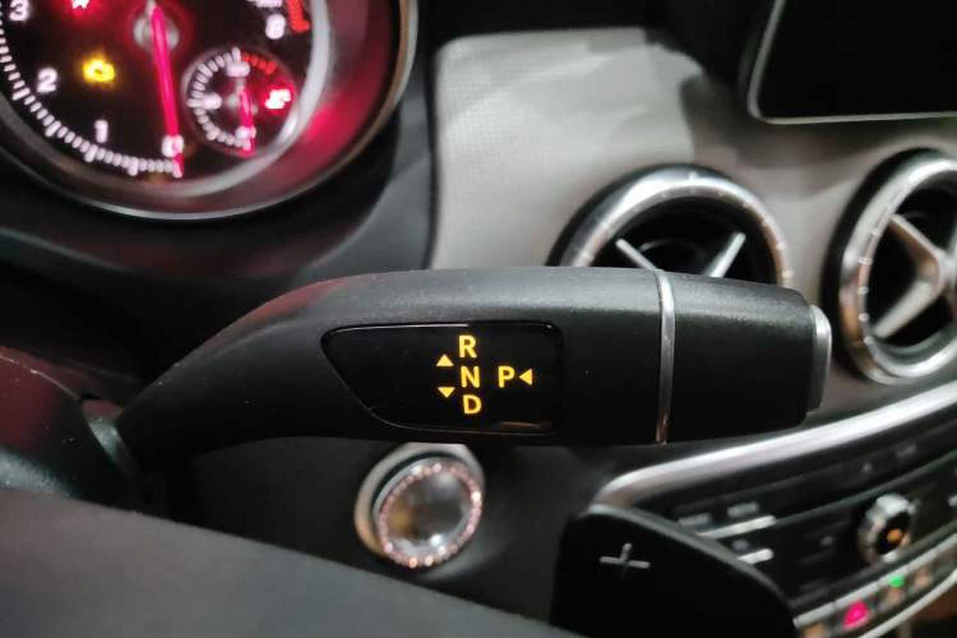 Used Mercedes-Benz CLA 2017 Refreshed CLA 200 Sport Edition Gear Lever