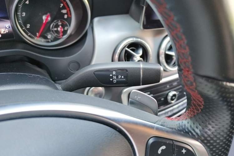 Used Mercedes-Benz CLA 2017 Refreshed CLA 220 4MATIC Gear Lever