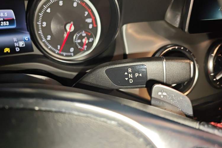Used Mercedes-Benz CLA 2017 CLA 220 4MATIC Gear Lever