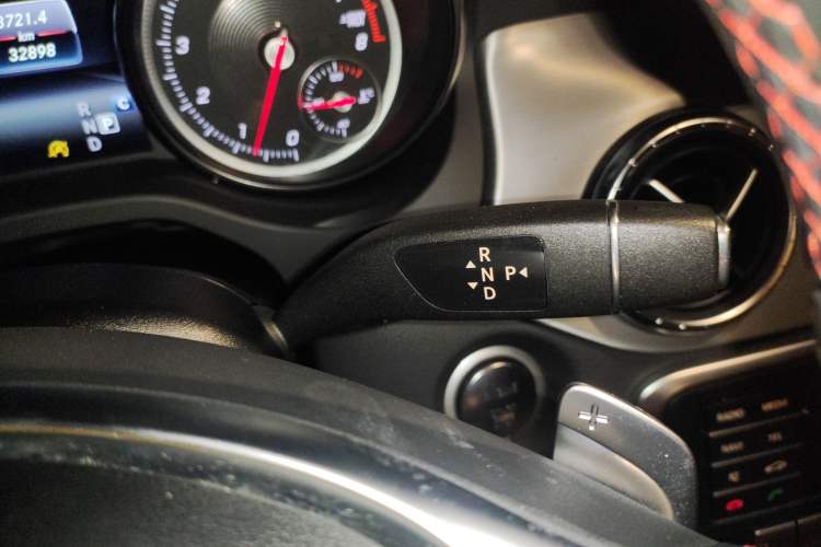 Used Mercedes-Benz CLA 2017 CLA 220 4MATIC Gear Lever