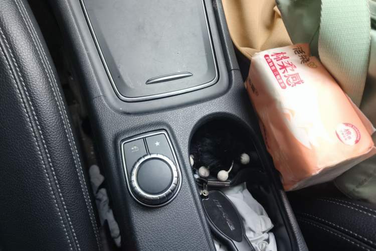 Used Mercedes-Benz CLA 2017 CLA 200 Style Edition Gear Lever
