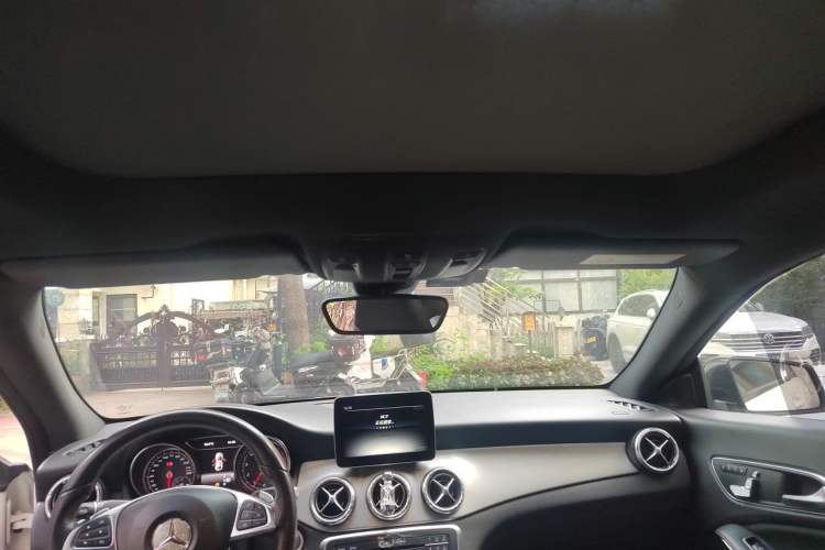 Used Mercedes-Benz CLA 2017 CLA 220 4MATIC Headliner
