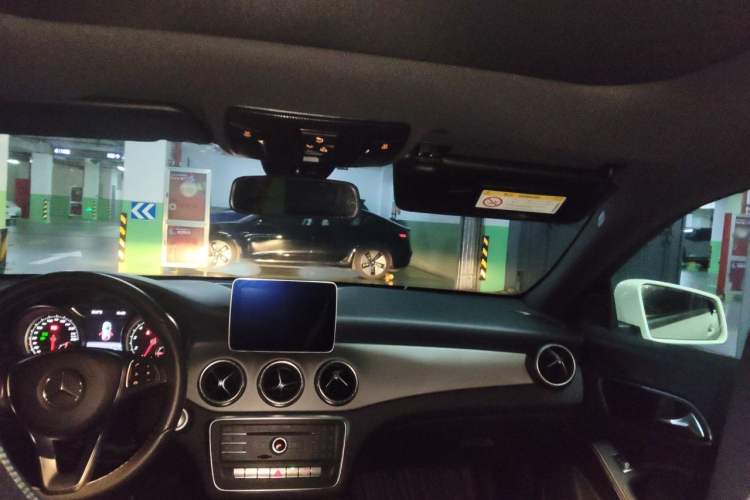 Used Mercedes-Benz CLA 2017 Refreshed CLA 200 Sport Edition Headliner