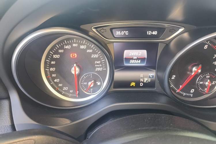 Used Mercedes-Benz CLA 2017 Facelifted CLA 200 Stylish Edition Instrument Cluster