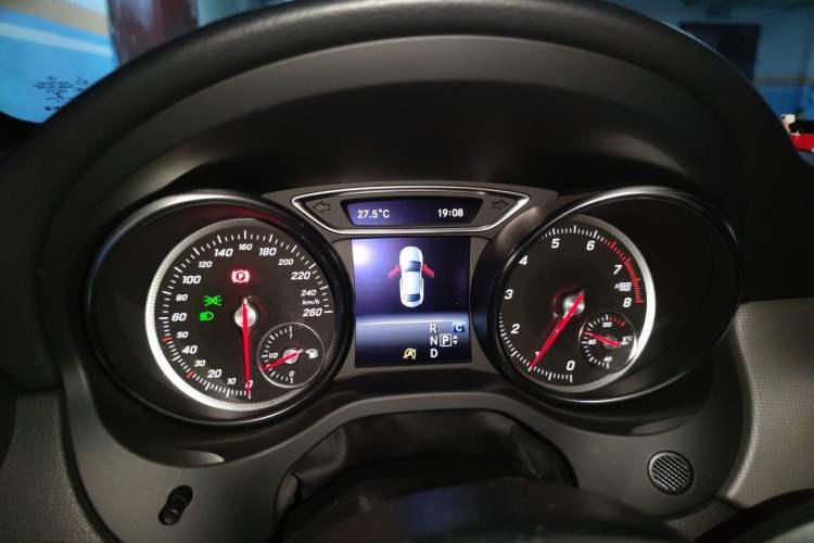 Used Mercedes-Benz CLA 2017 Facelifted CLA 200 Stylish Edition Instrument Cluster
