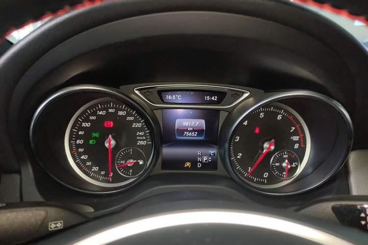 Used Mercedes-Benz CLA 2017 Facelifted CLA 200 Stylish Edition Instrument Cluster