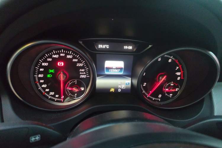 Used Mercedes-Benz CLA 2017 Facelifted CLA 200 Stylish Edition Instrument Cluster