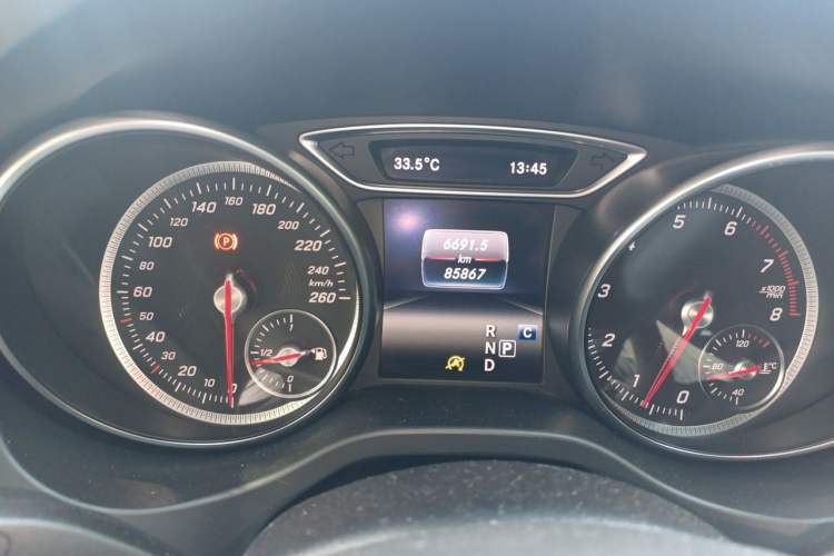Used Mercedes-Benz CLA 2017 Facelifted CLA 200 Stylish Edition Instrument Cluster