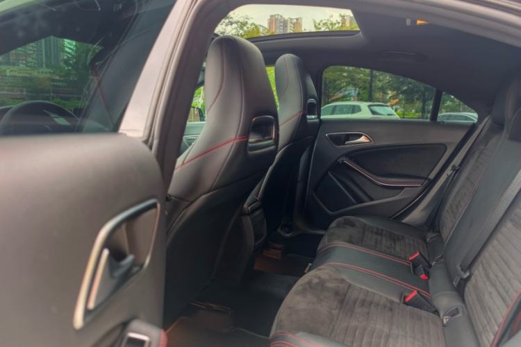 Used Mercedes-Benz CLA 2017 Refreshed CLA 220 4MATIC Interior 1