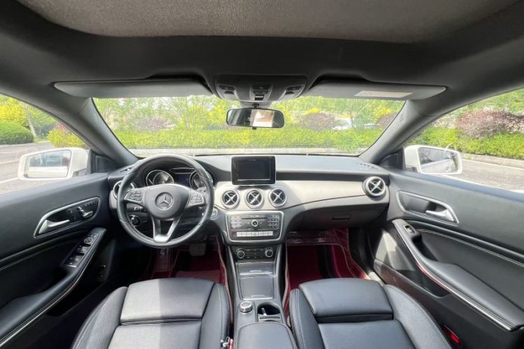 Used Mercedes-Benz CLA 2017 CLA 200 Style Edition Interior 1