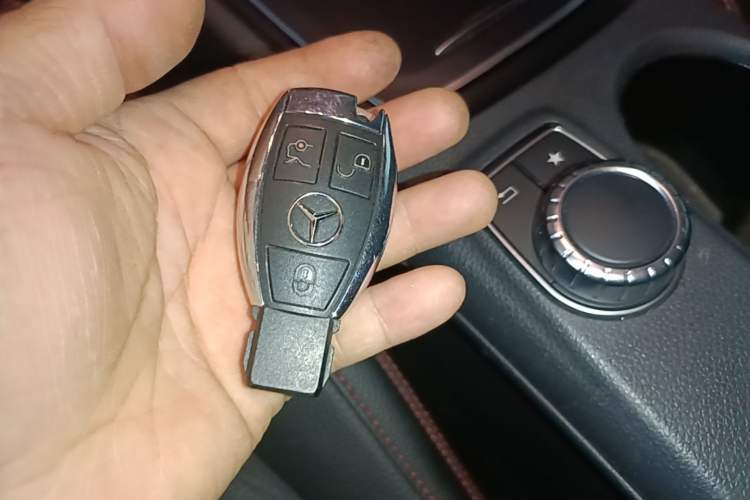 Used Mercedes-Benz CLA 2017 CLA 220 4MATIC Interior 1