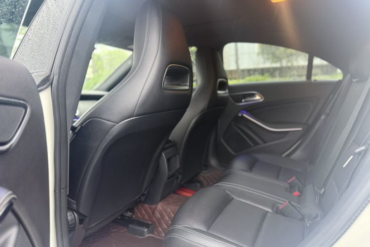 Used Mercedes-Benz CLA 2017 Refreshed CLA 200 Sport Edition Interior 2