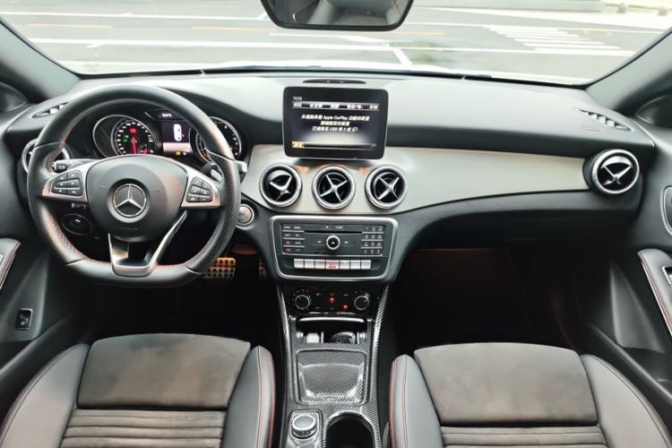 Used Mercedes-Benz CLA 2017 Refreshed CLA 220 4MATIC Interior 3