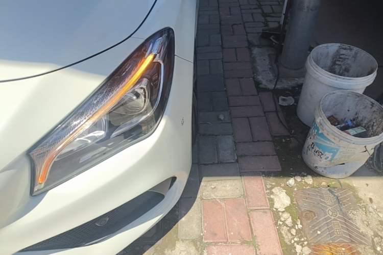 Used Mercedes-Benz CLA 2017 Facelifted CLA 200 Stylish Edition Left Front Headlight