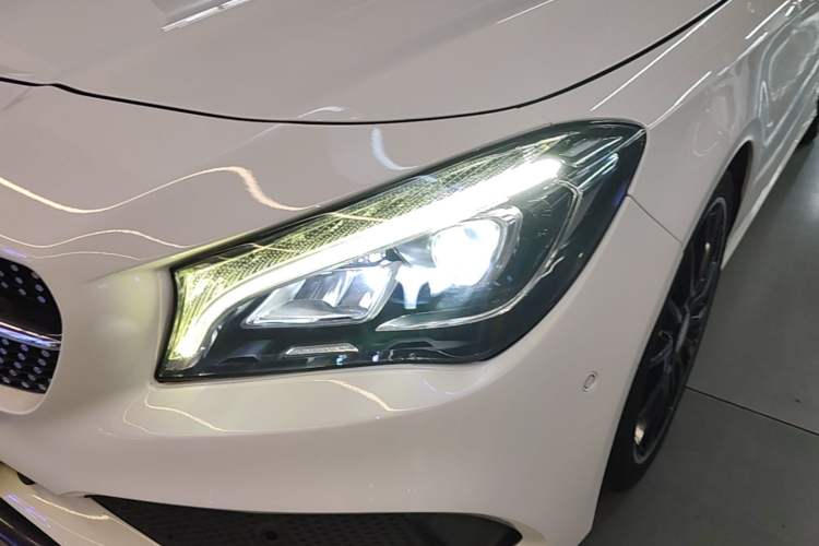 Used Mercedes-Benz CLA 2017 CLA 260 4MATIC Left Front Headlight