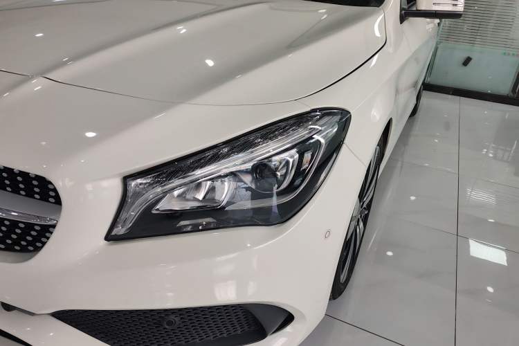 Used Mercedes-Benz CLA 2017 Facelifted CLA 200 Stylish Edition Left Front Headlight