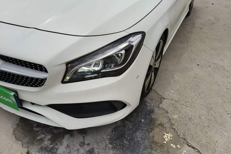 Used Mercedes-Benz CLA 2017 Facelifted CLA 200 Stylish Edition Left Front Headlight