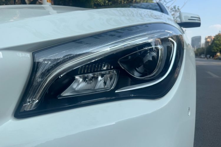 Used Mercedes-Benz CLA 2017 Facelifted CLA 200 Stylish Edition Left Front Headlight