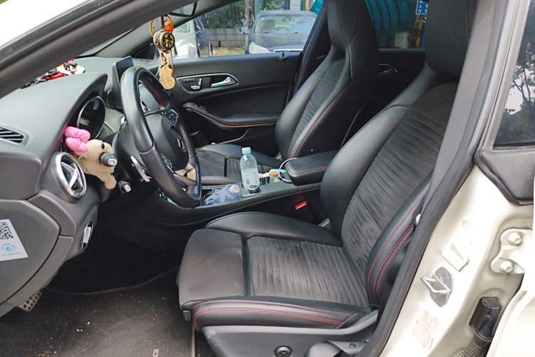Used Mercedes-Benz CLA 2017 Refreshed CLA 220 4MATIC Left Front Seat