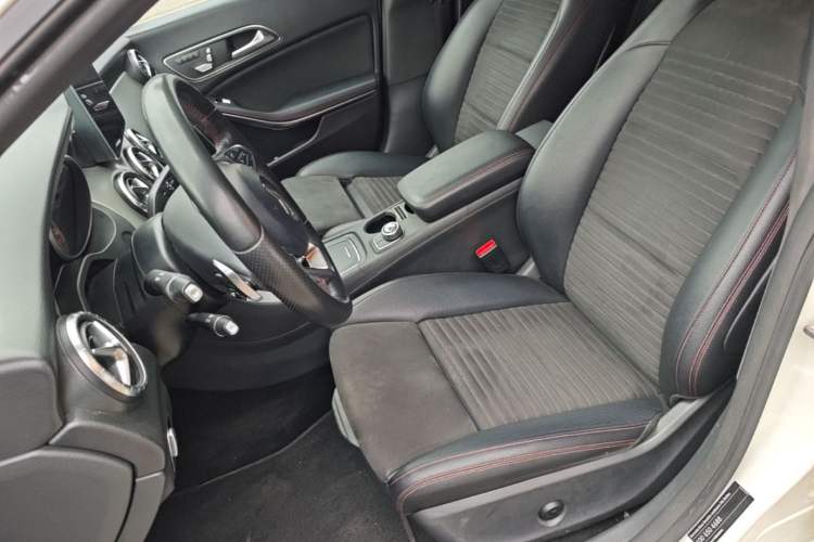 Used Mercedes-Benz CLA 2017 CLA 220 4MATIC Left Front Seat