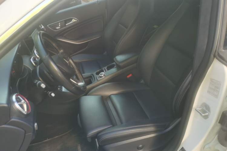 Used Mercedes-Benz CLA 2017 Facelifted CLA 200 Stylish Edition Left Front Seat